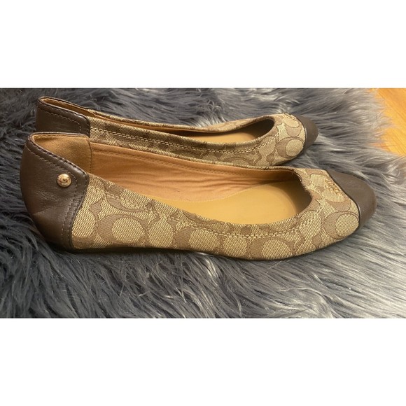 Coach Chelsea Tan Brown Leather & Canvas Logo Slip On Ballerina Ballet Flat 8.5 - Picture 3 of 4